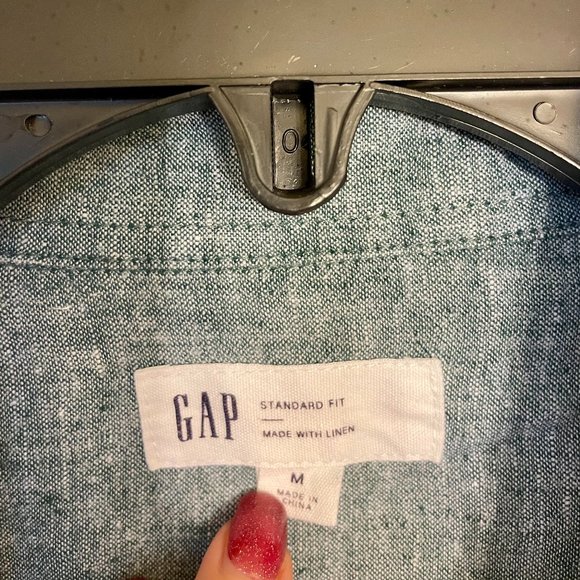 Button closure practical shirt - Picture 4 of 10